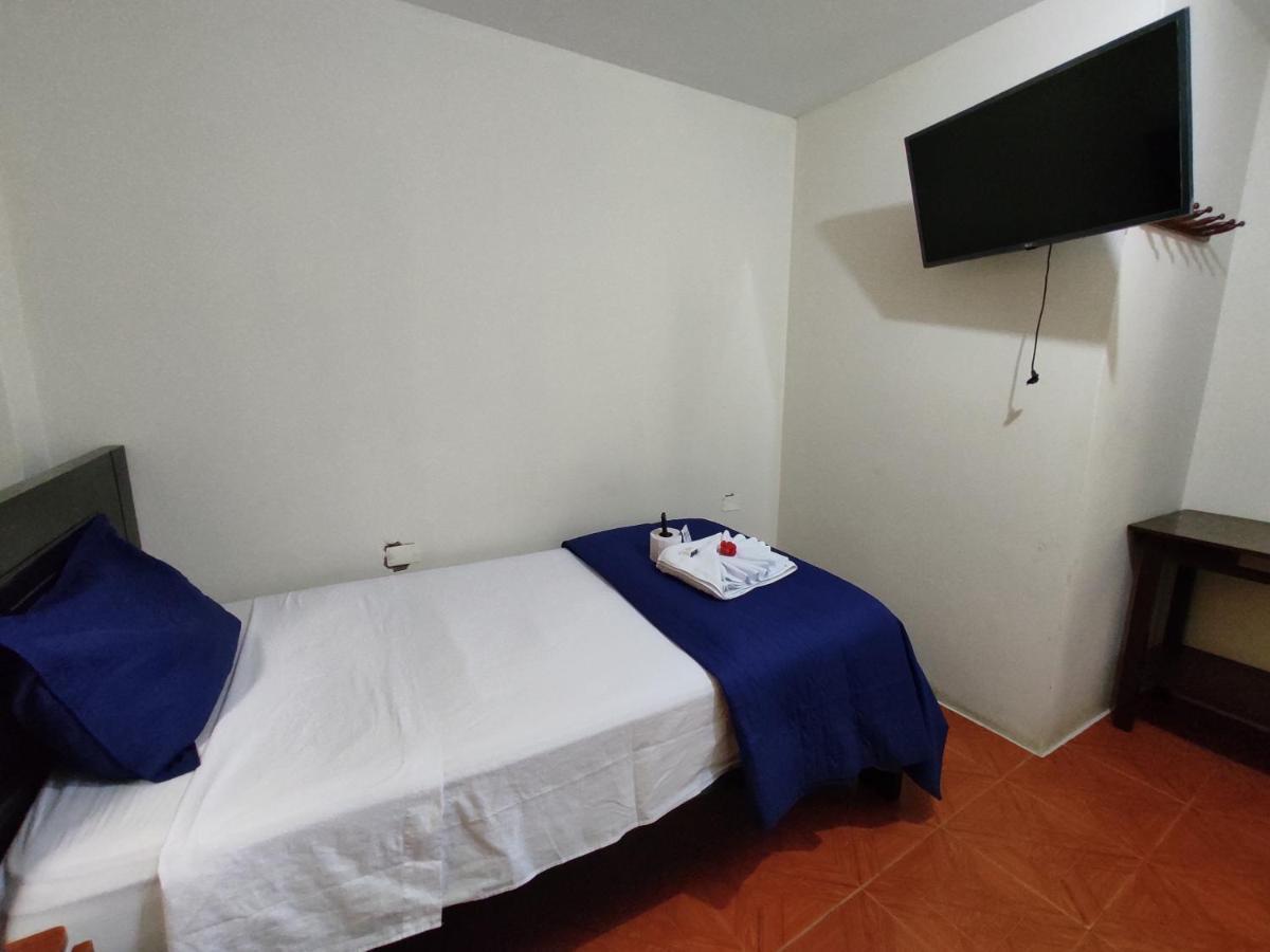Hotel Nuevo Amanecer Puerto Chicama Eksteriør billede
